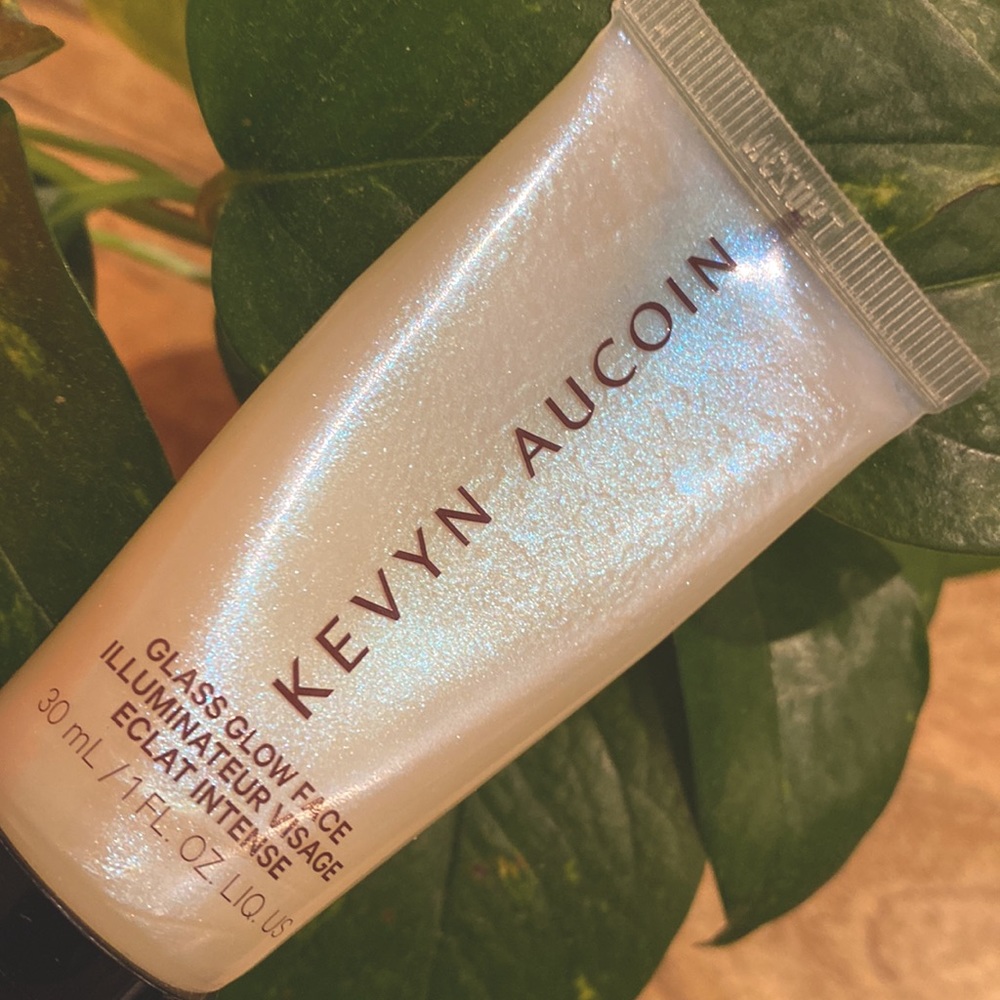 Kevyn Aucoin Glass Glow Face & Body Gloss in Crystal Clear